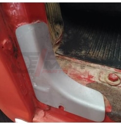 Lamierato di riparazione rinforzo inferiore lato destro piantone posteriore Renault 4