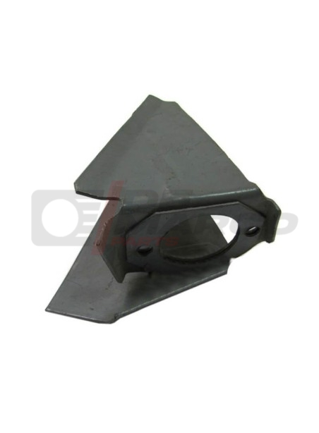 Placa triangular de fijación del eje delantero izquierdo R4