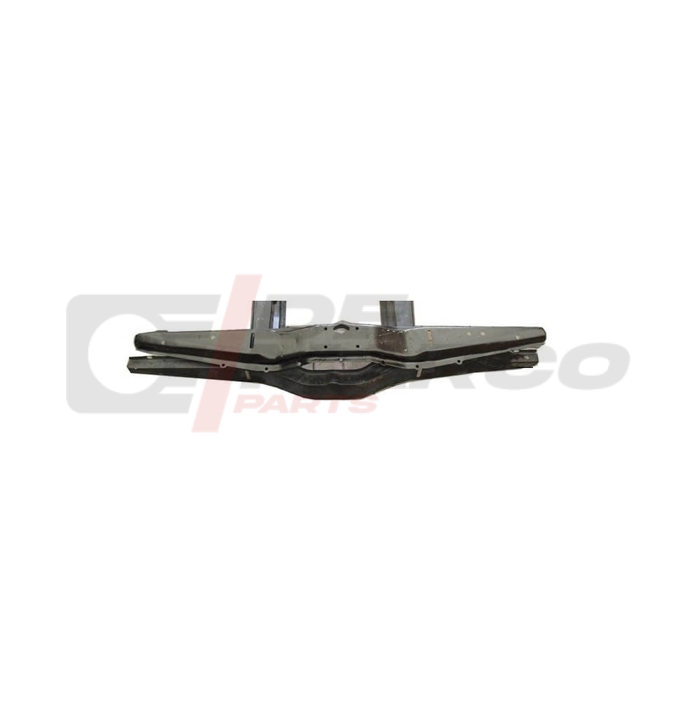 Travesaño delantero con orificio central para arranque Renault 4