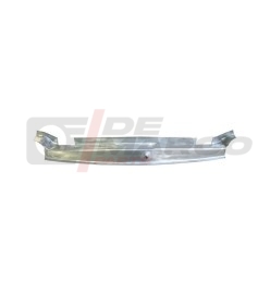 Travesaño inferior del borde del maletero trasero del Renault 4