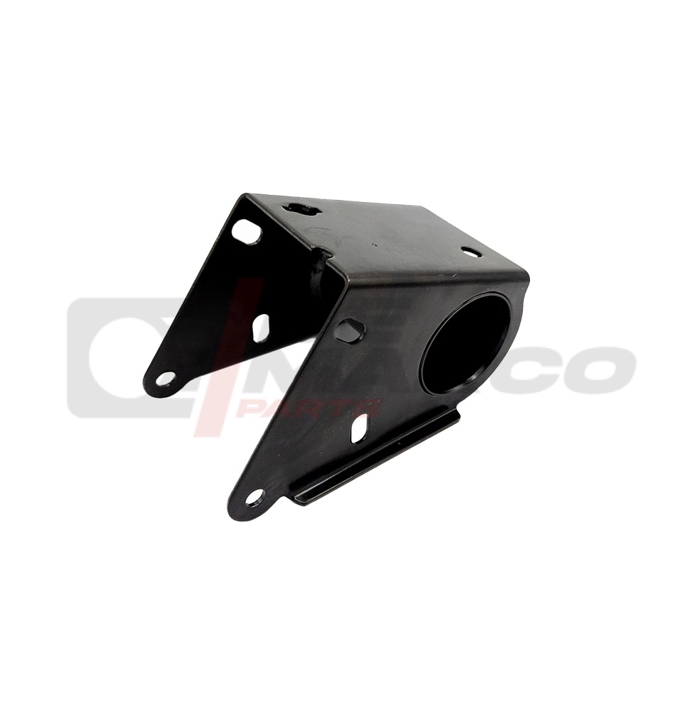 Soporte exterior del eje trasero izquierdo para R4, R6